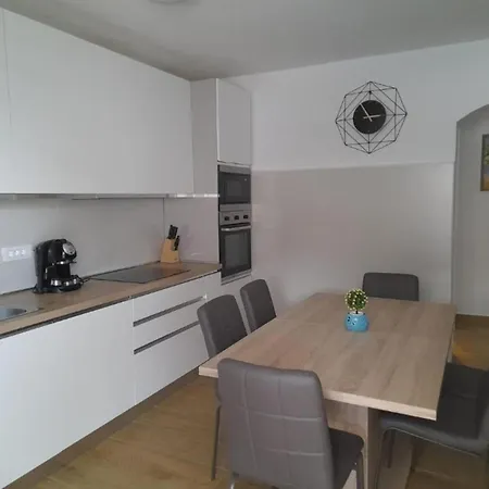 Two Bedroom With Private Pool Villa Privlaka (Zadar)