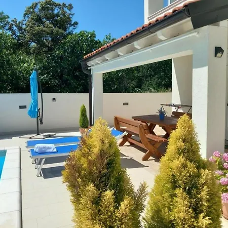 Villa Two Bedroom With Private Pool *