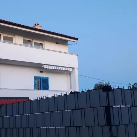 Two Bedroom With Private Pool Villa Privlaka (Zadar)