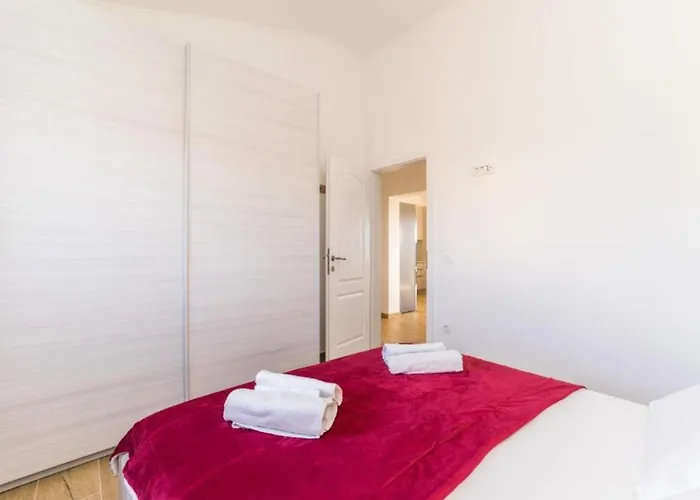 Two Bedroom With Private Pool *