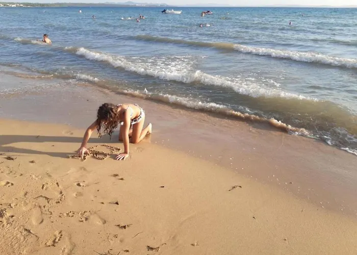 Two Bedroom With Private Pool Villa Privlaka (Zadar)