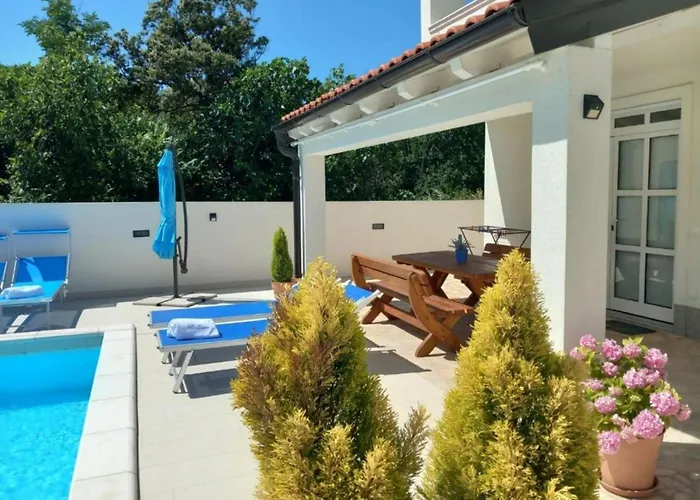 Villa Two Bedroom With Private Pool *