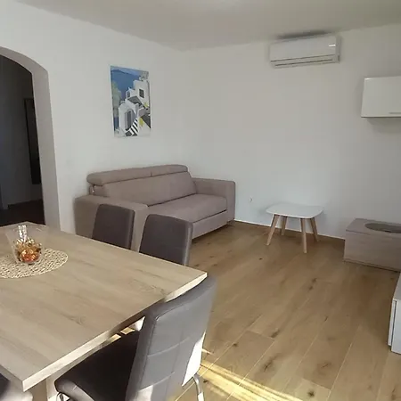 Two Bedroom With Private Pool * Привлака