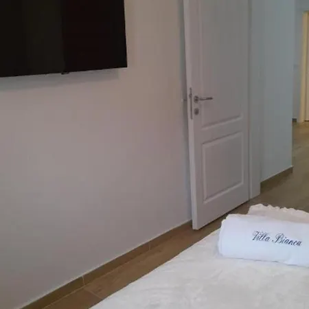 Two Bedroom With Private Pool * Privlaka (Zadar)